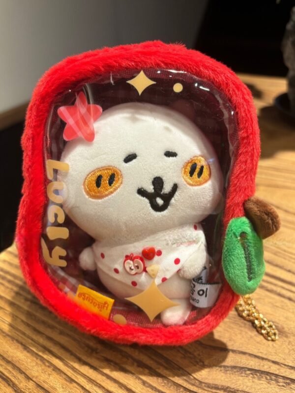 Super Cute INS-Style 3D Red Apple Bag | Doll Carrying/Figure/Button Badge Storage & Display (Dust-Proof Ita Bag) | Polka-Dot Apple Bib, Fits 10/13cm Dolls (Doll Not Included) | Budget-Friendly